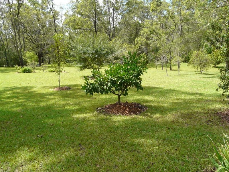 1 Homestead Heights, Hallidays Point NSW 2430