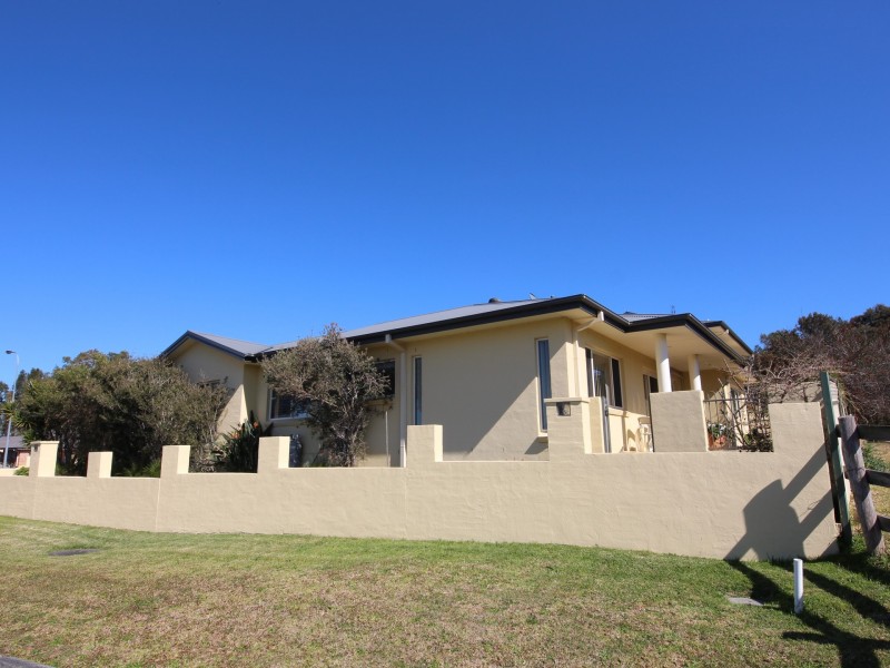 Hallidays Point NSW 2430