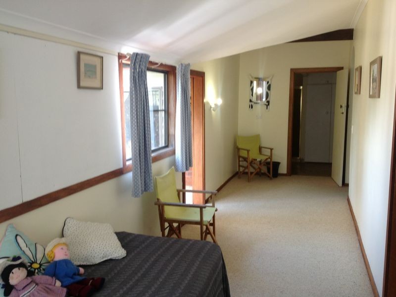 6 Gordon Avenue, Black Head NSW 2430