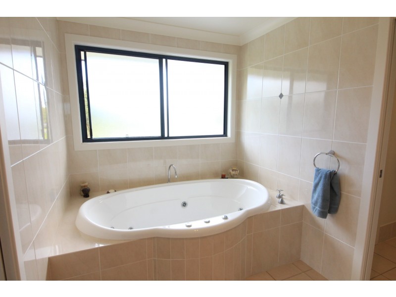 Hallidays Point NSW 2430