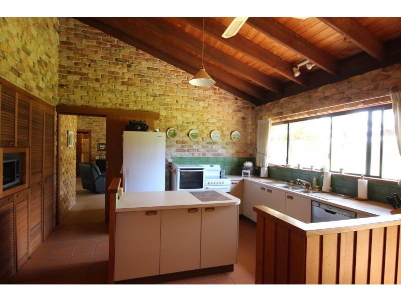 Hallidays Point NSW 2430