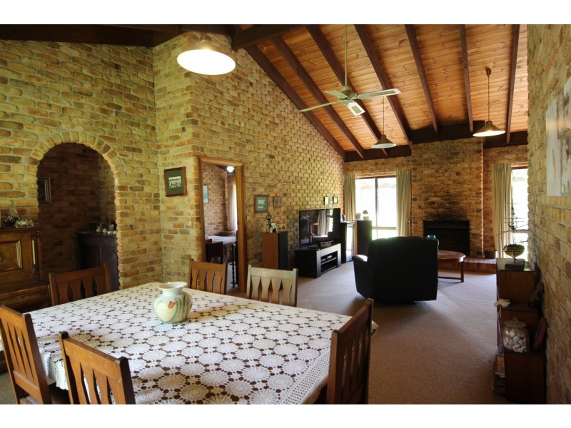 Hallidays Point NSW 2430