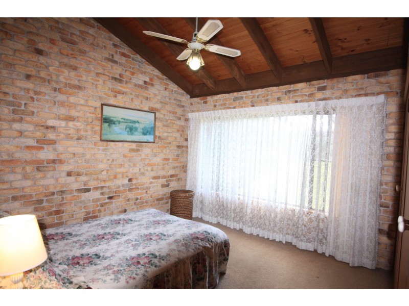 Hallidays Point NSW 2430