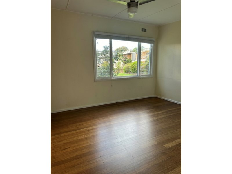 12 Surfview Avenue, Black Head NSW 2430