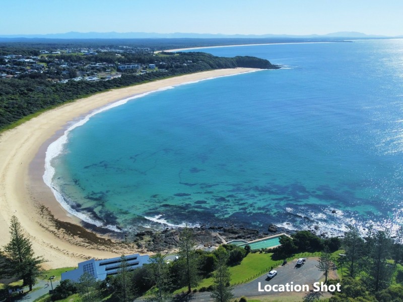 12 Surfview Avenue, Black Head NSW 2430
