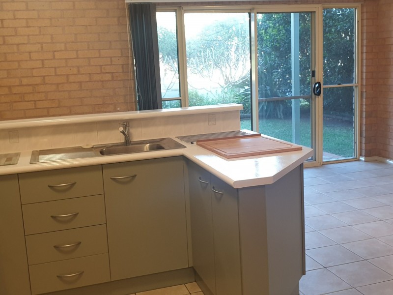 2/24 Jubilee Parade, Hallidays Point NSW 2430