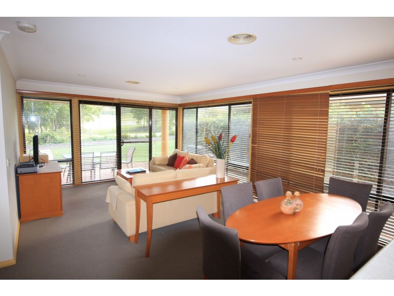 8/26 Hilltop Parkway, Tallwoods Village NSW 2430