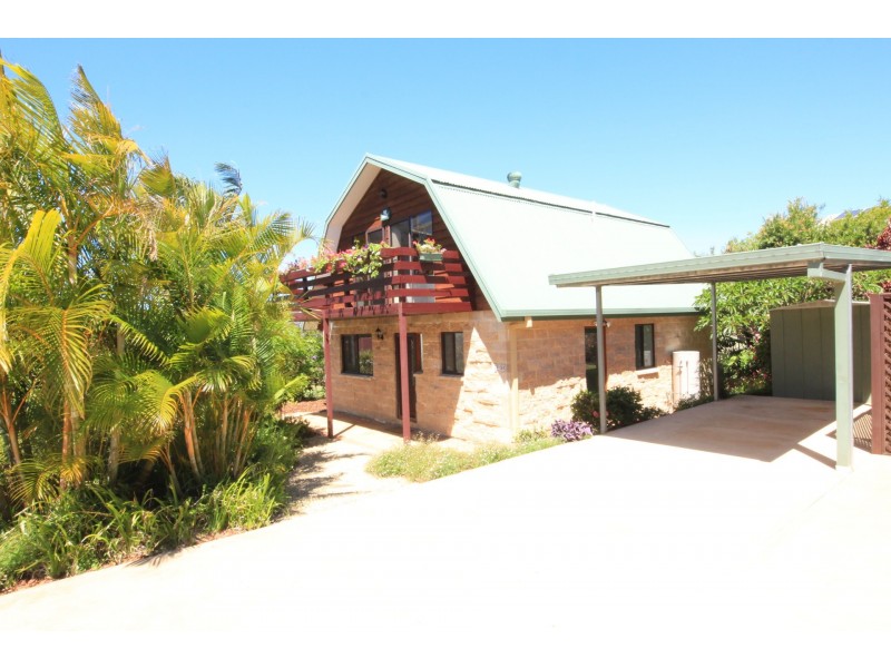 Unit 1/35 Redhead Road, Hallidays Point NSW 2430