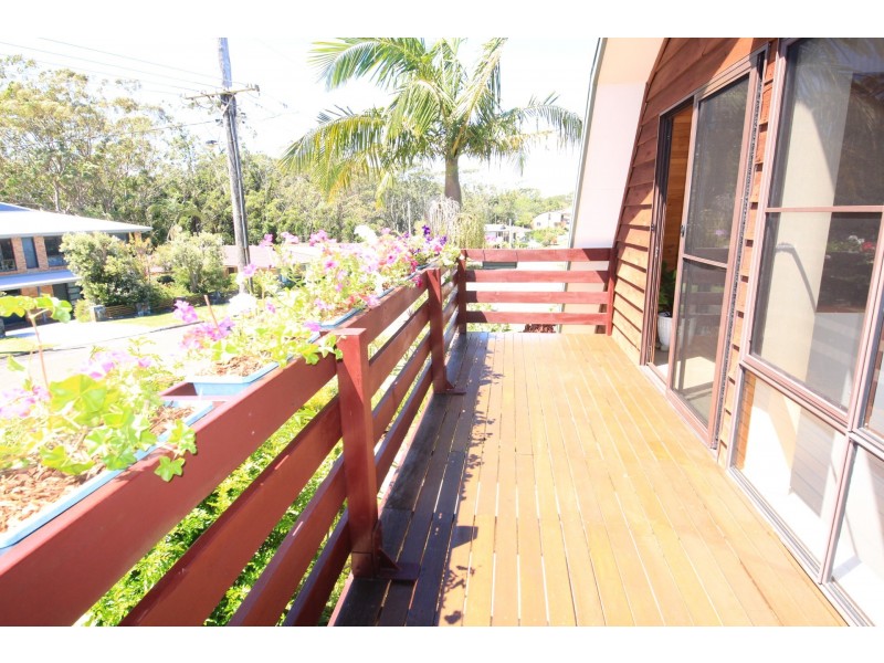 Unit 1/35 Redhead Road, Hallidays Point NSW 2430