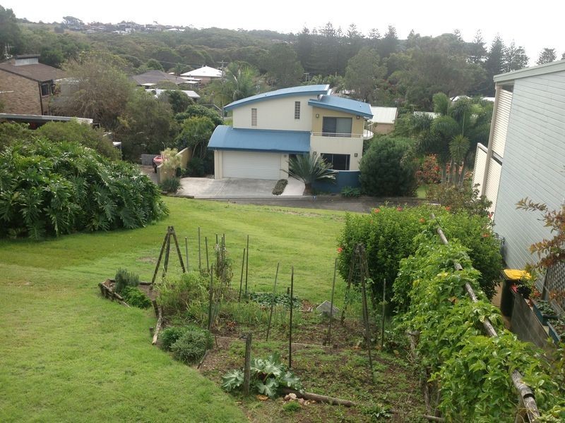 1 & 2/45 High Street, Black Head NSW 2430