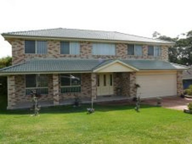 32 Redhead Road, Hallidays Point NSW 2430