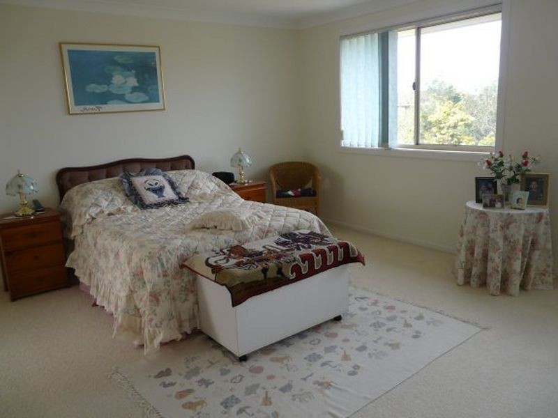 32 Redhead Road, Hallidays Point NSW 2430