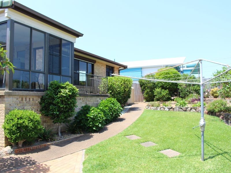 34 High Street, Hallidays Point NSW 2430