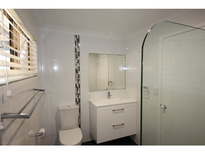 8 Anniversary Drive, Diamond Beach NSW 2430