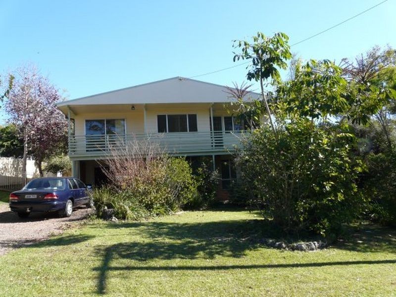 9 Seaview Street, Diamond Beach NSW 2430
