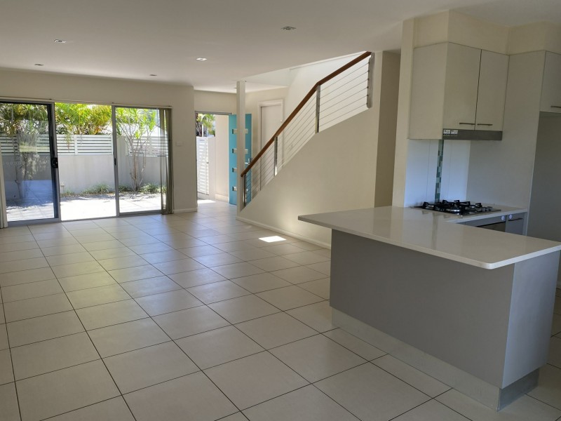 9/33-37 Emerald Drive, Diamond Beach NSW 2430