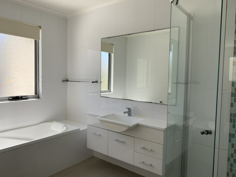 9/33-37 Emerald Drive, Diamond Beach NSW 2430