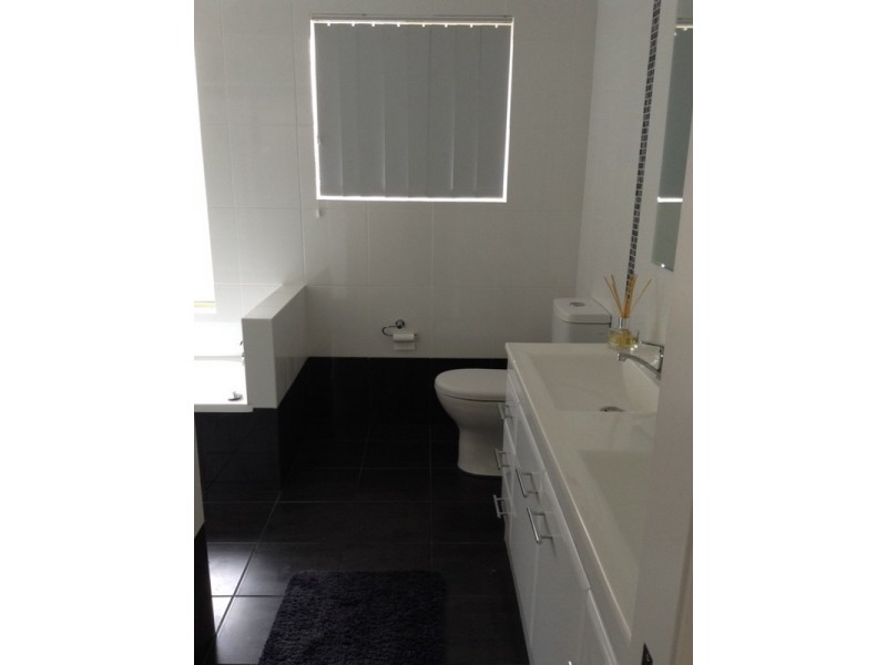 2 Hope Street, Hallidays Point NSW 2430