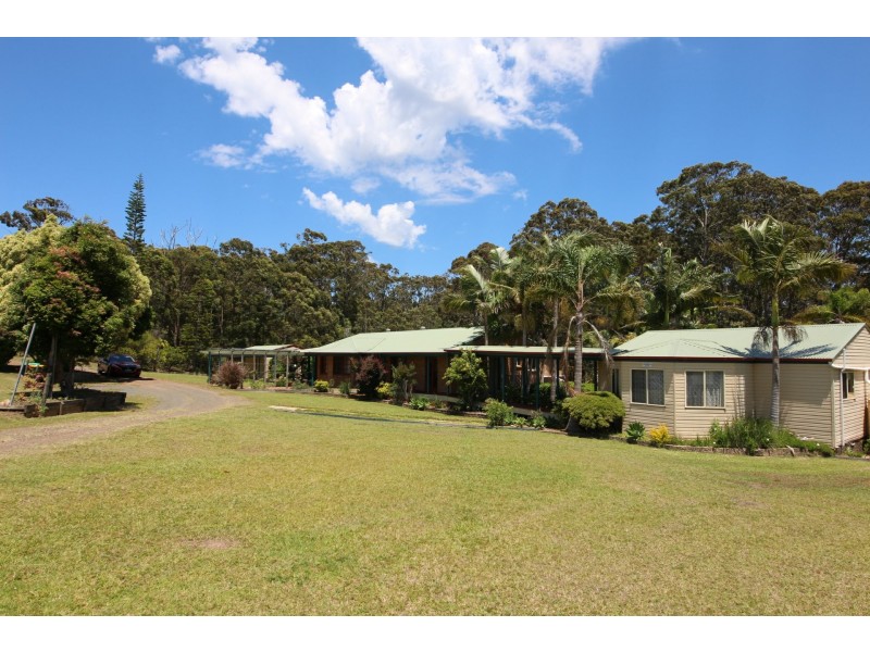 221 Diamond Beach Road, Diamond Beach NSW 2430