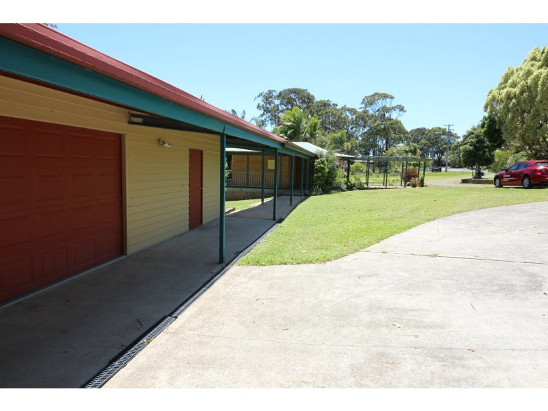 221 Diamond Beach Road, Diamond Beach NSW 2430