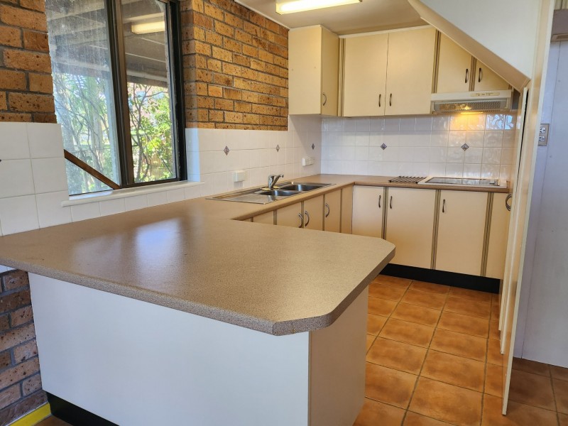 Flat – 45 Redhead Road, Hallidays Point NSW 2430