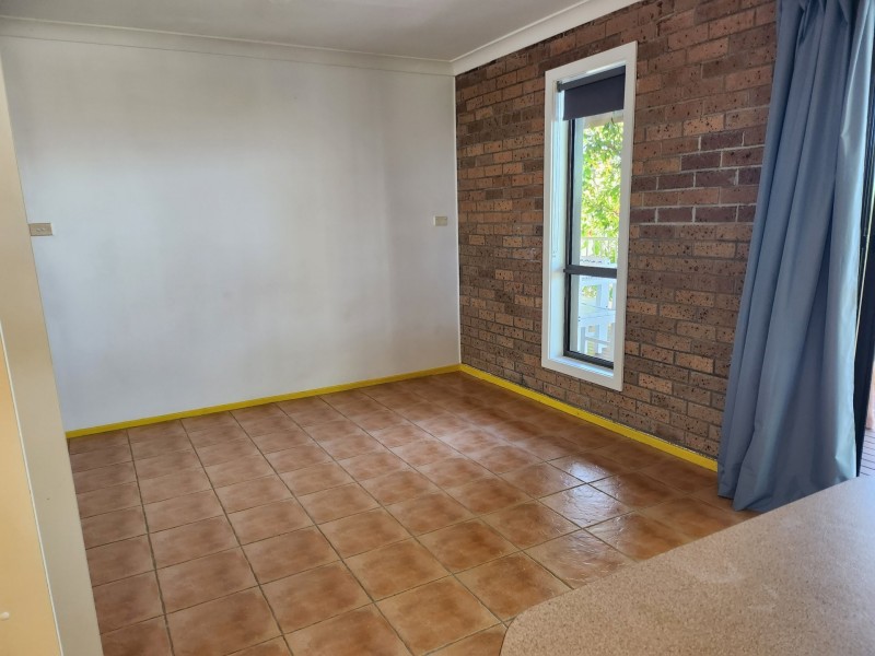 Flat – 45 Redhead Road, Hallidays Point NSW 2430