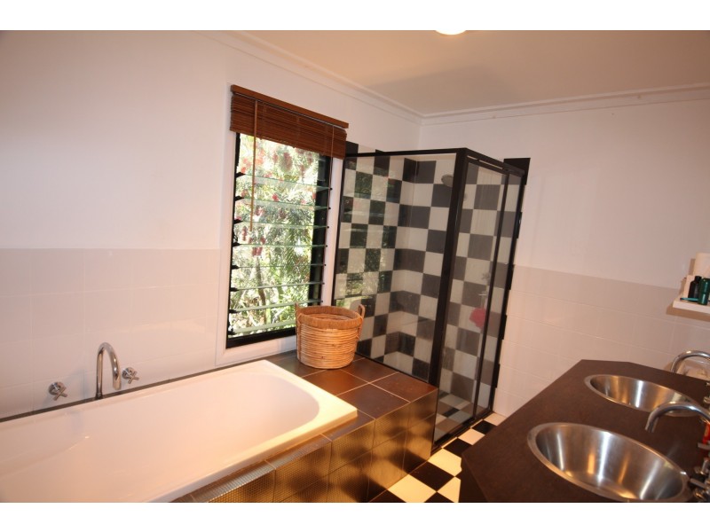 Hallidays Point NSW 2430