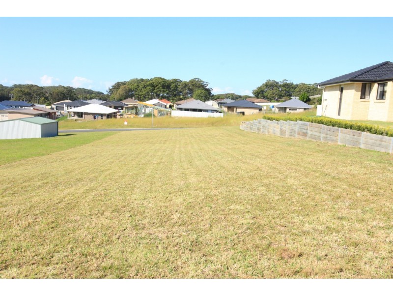 Hallidays Point NSW 2430