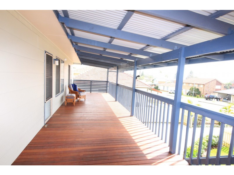 8 Anniversary Drive, Diamond Beach NSW 2430