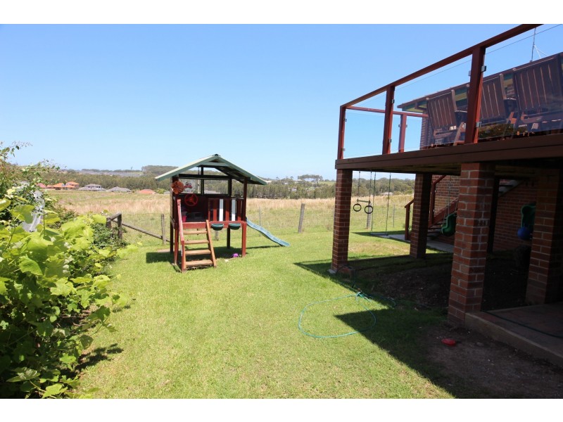 Hallidays Point NSW 2430