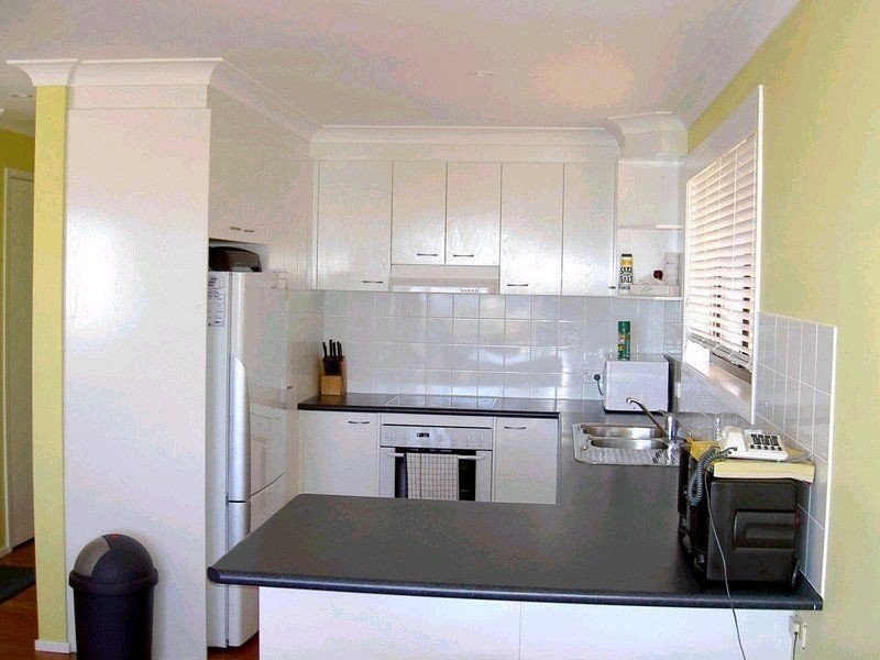 18 High Street, Hallidays Point NSW 2430