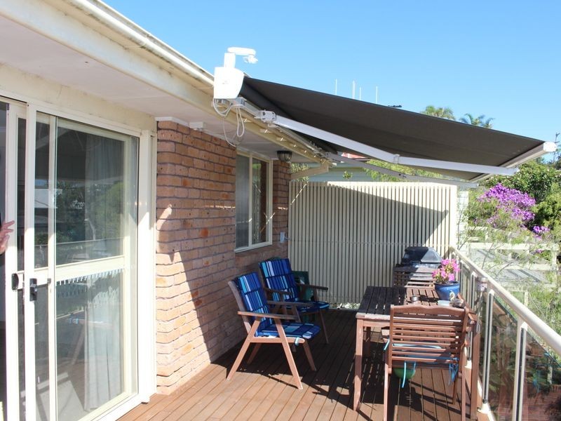 17 High Street, Black Head NSW 2430