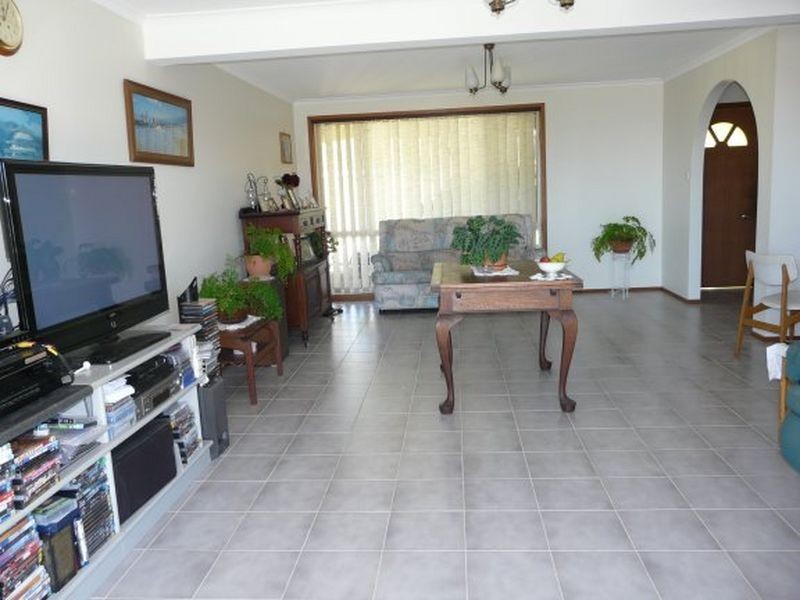 17 High Street, Black Head NSW 2430