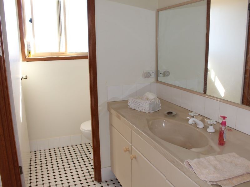 17 High Street, Black Head NSW 2430