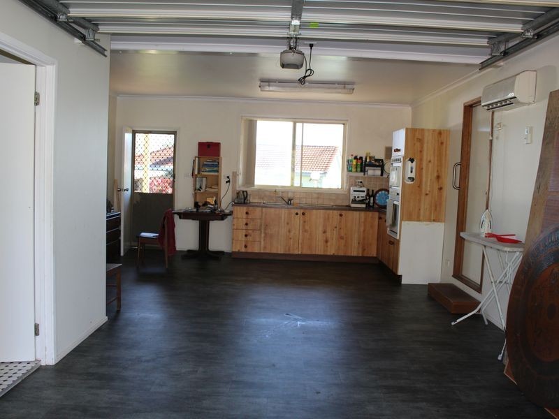 17 High Street, Black Head NSW 2430