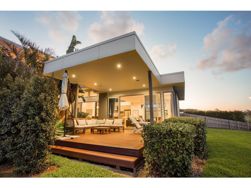 13 Torquay Circuit, Hallidays Point NSW 2430