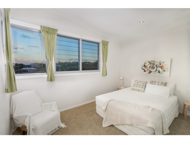 13 Torquay Circuit, Hallidays Point NSW 2430