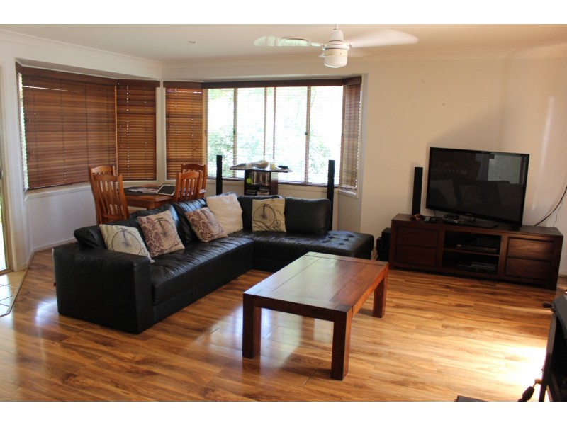 4 Hilltop Parkway, Tallwoods Village NSW 2430