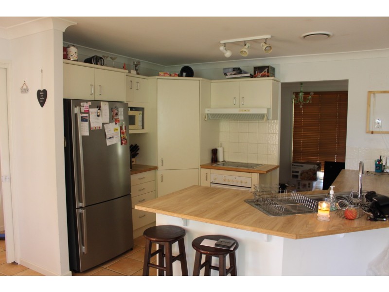 4 Hilltop Parkway, Tallwoods Village NSW 2430