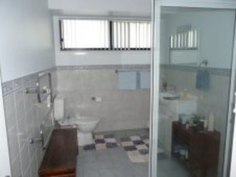 4 Meers Drive, Hallidays Point NSW 2430