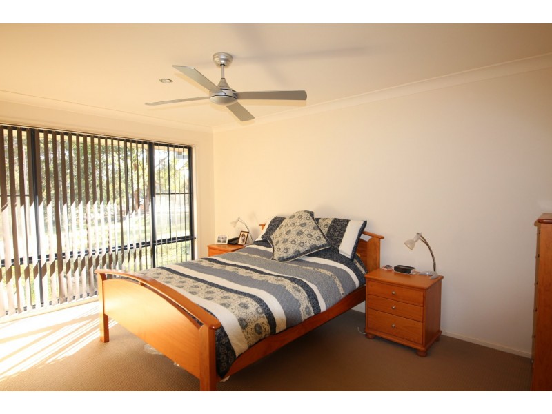 12B Woodlands Drive, Hallidays Point NSW 2430