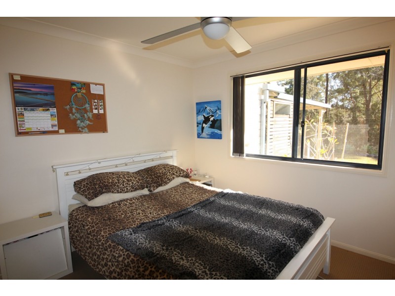 12B Woodlands Drive, Hallidays Point NSW 2430
