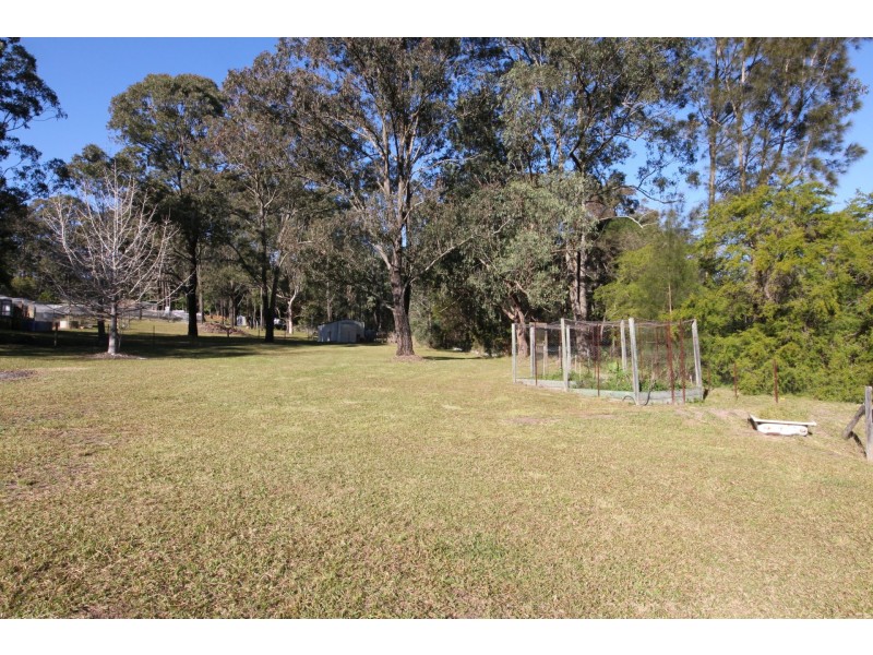 12B Woodlands Drive, Hallidays Point NSW 2430