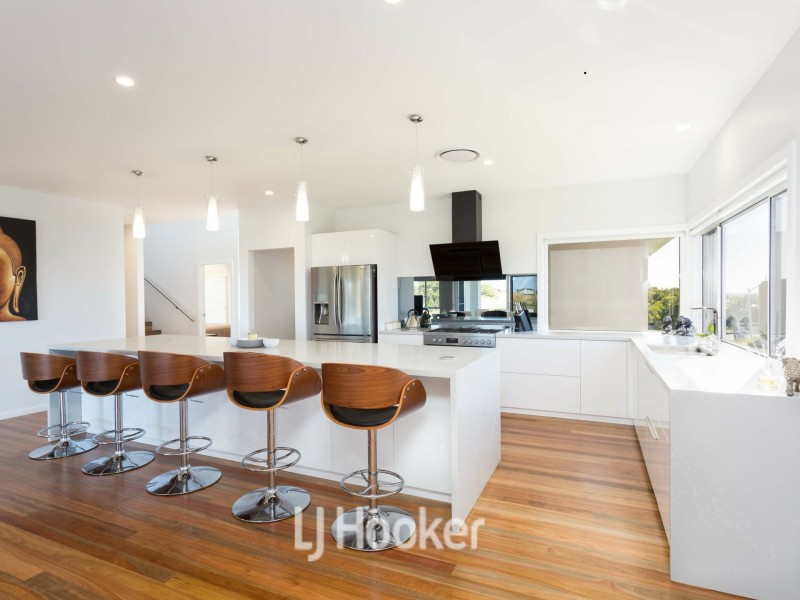 4 Scarborough Circuit, Hallidays Point NSW 2430