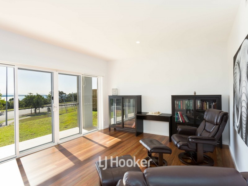 4 Scarborough Circuit, Hallidays Point NSW 2430