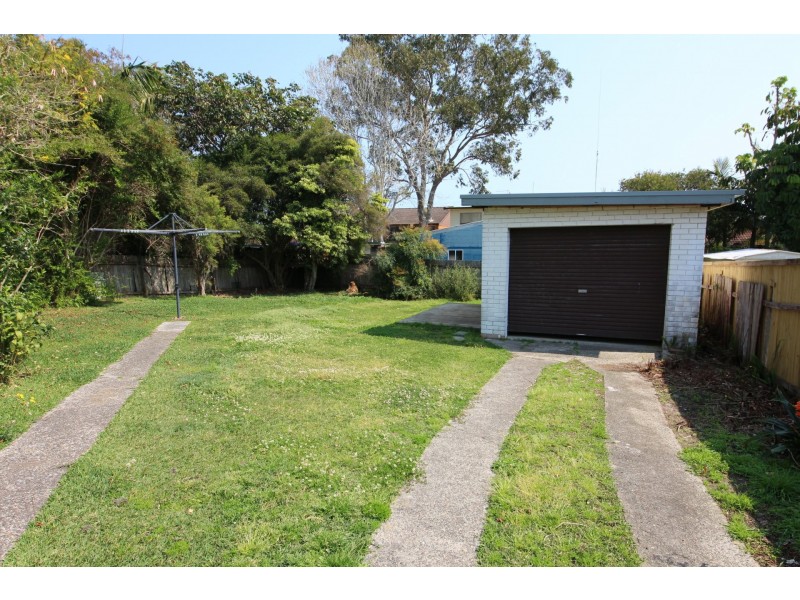 9 Alice Street, Forster NSW 2428