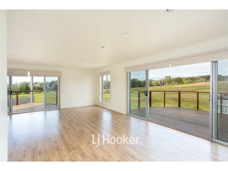 39B Emerald Drive, Diamond Beach NSW 2430