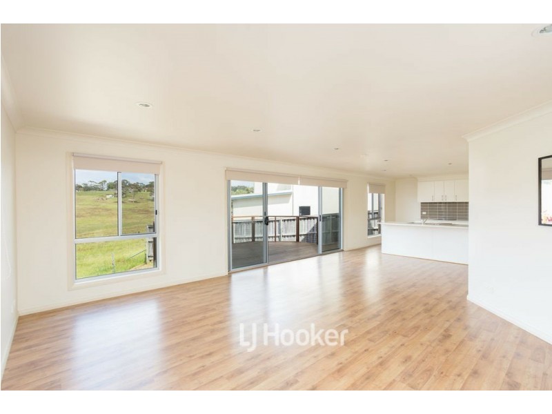 39B Emerald Drive, Diamond Beach NSW 2430