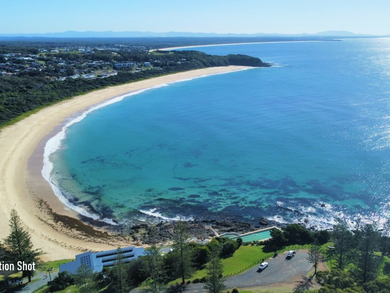 2/35 Redhead Road, Hallidays Point NSW 2430