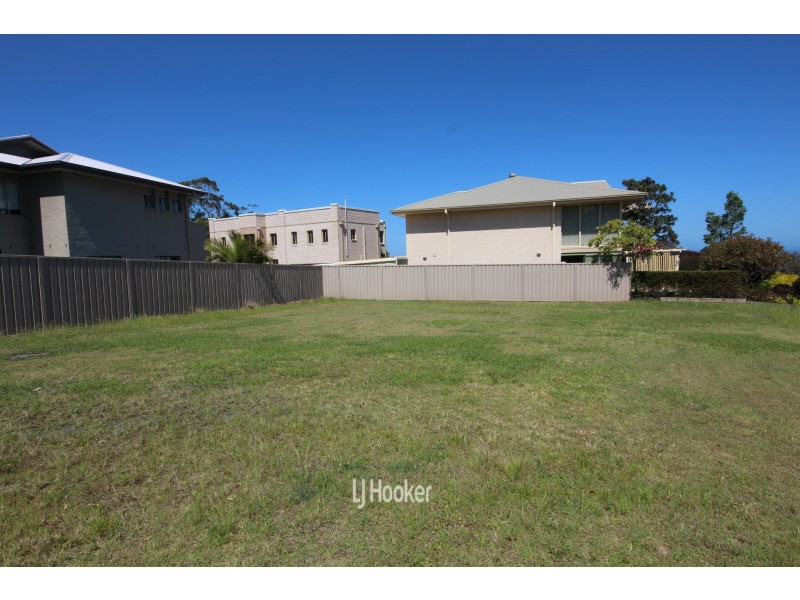 5 Augusta Point, Tallwoods Village NSW 2430